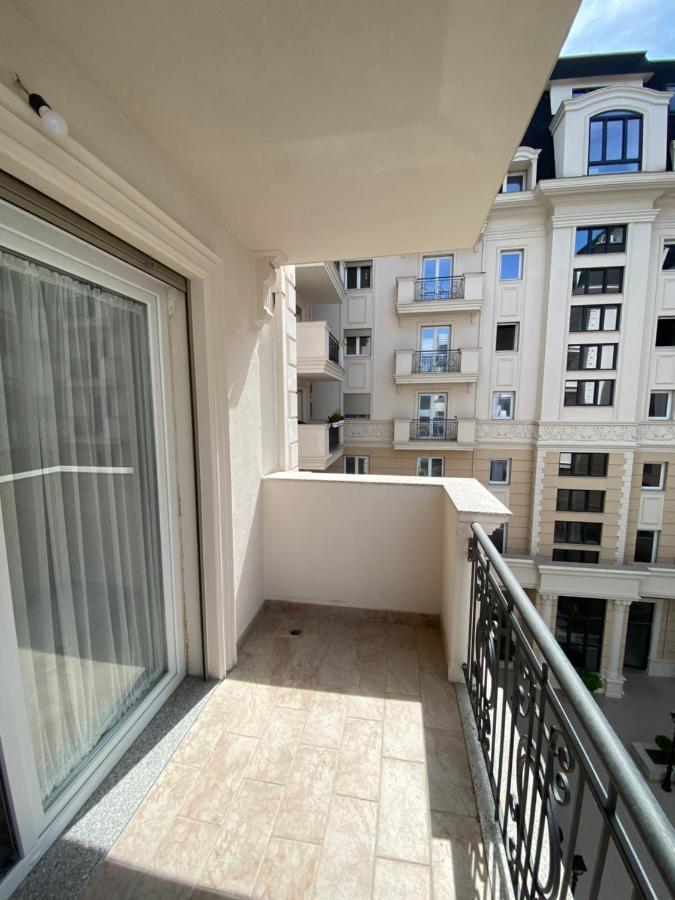 Apartment 2+1 Center Of Shkodër Exteriör bild